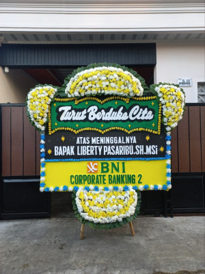 Papan Bunga Duka di Karya Murni