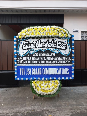 Papan Bunga Duka di Karya Murni